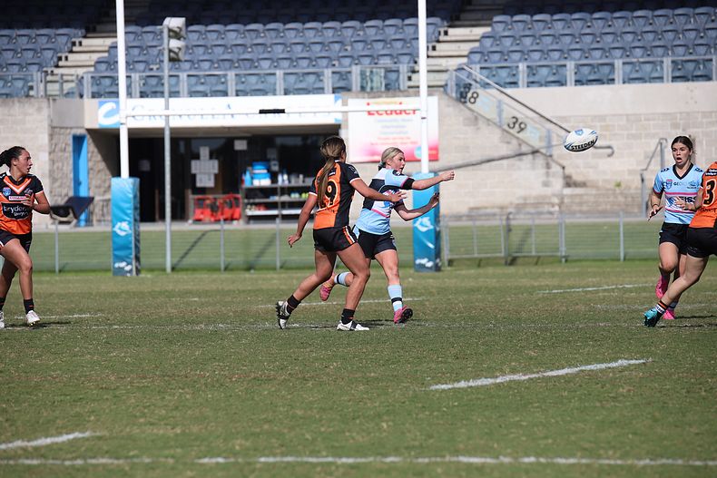 2021 HNWP Rnd 11 SHARKS v WESTSTIGERS