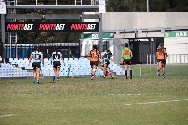 2021 HNWP Rnd 11 SHARKS v WESTSTIGERS