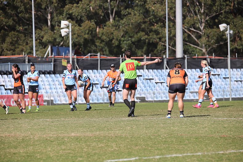 2021 HNWP Rnd 11 SHARKS v WESTSTIGERS