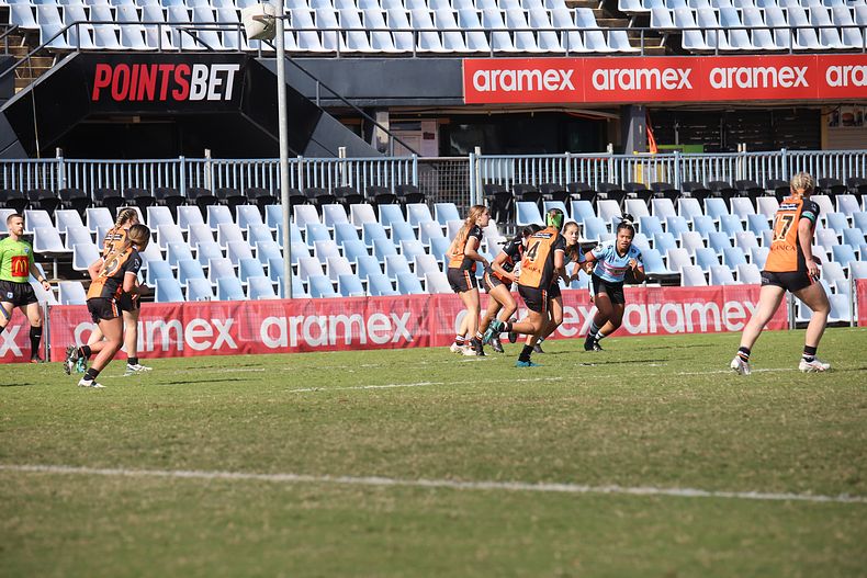 2021 HNWP Rnd 11 SHARKS v WESTSTIGERS