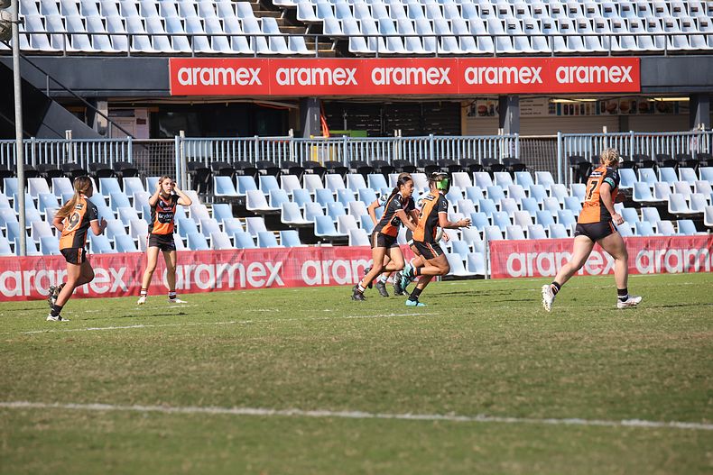 2021 HNWP Rnd 11 SHARKS v WESTSTIGERS