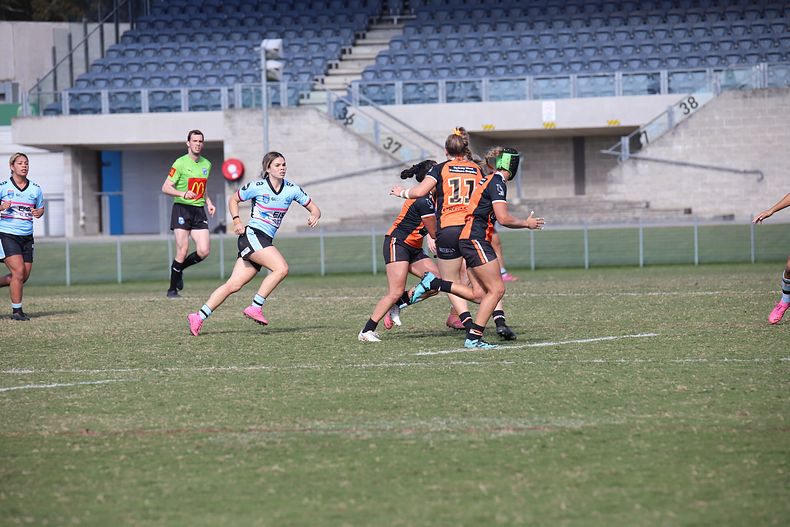 2021 HNWP Rnd 11 SHARKS v WESTSTIGERS