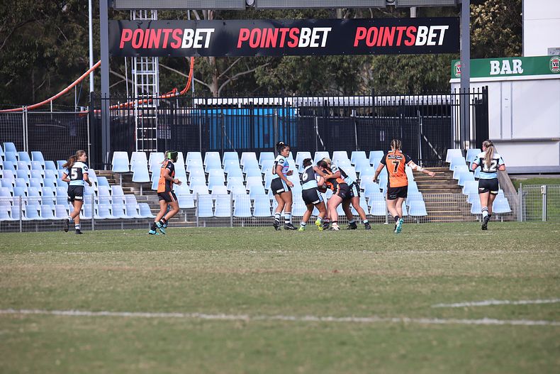 2021 HNWP Rnd 11 SHARKS v WESTSTIGERS