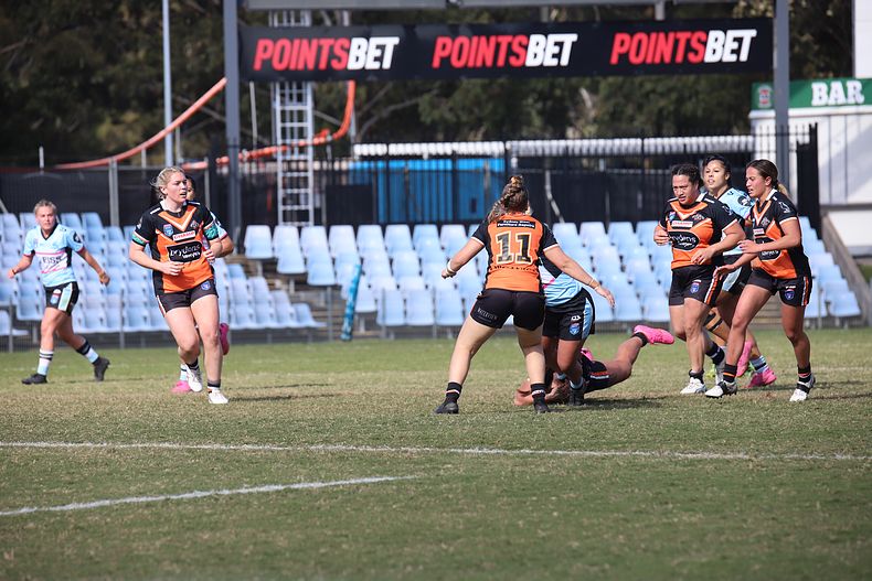 2021 HNWP Rnd 11 SHARKS v WESTSTIGERS
