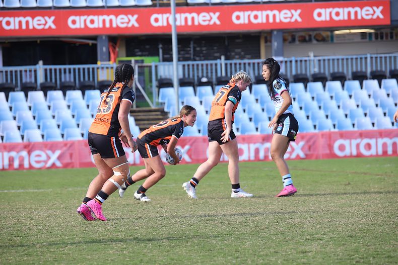 2021 HNWP Rnd 11 SHARKS v WESTSTIGERS