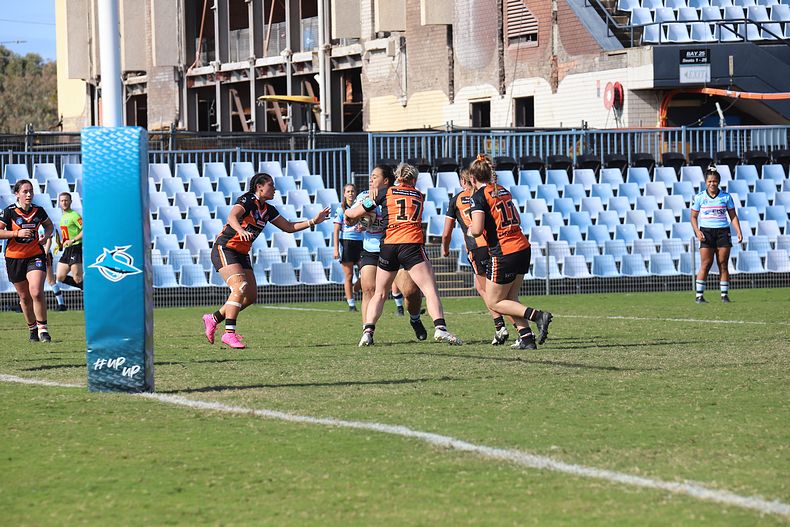 2021 HNWP Rnd 11 SHARKS v WESTSTIGERS