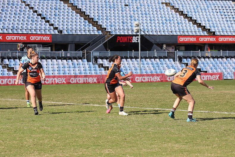 2021 HNWP Rnd 11 SHARKS v WESTSTIGERS