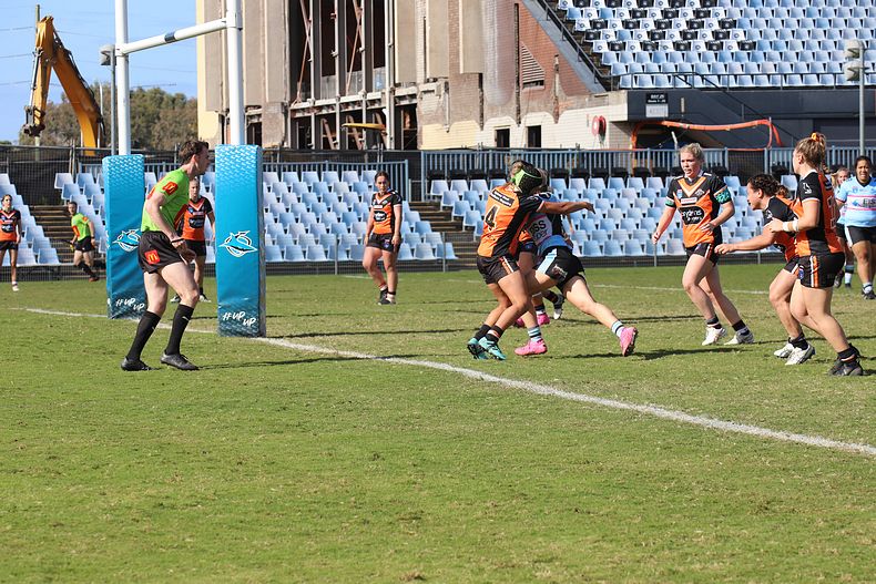 2021 HNWP Rnd 11 SHARKS v WESTSTIGERS