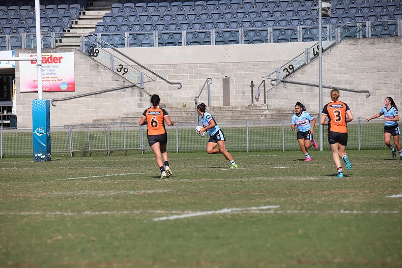 2021 HNWP Rnd 11 SHARKS v WESTSTIGERS