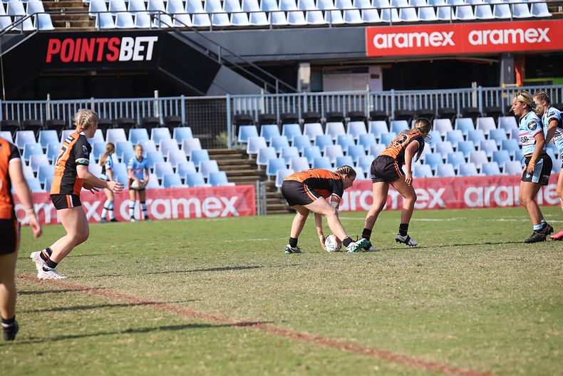 2021 HNWP Rnd 11 SHARKS v WESTSTIGERS