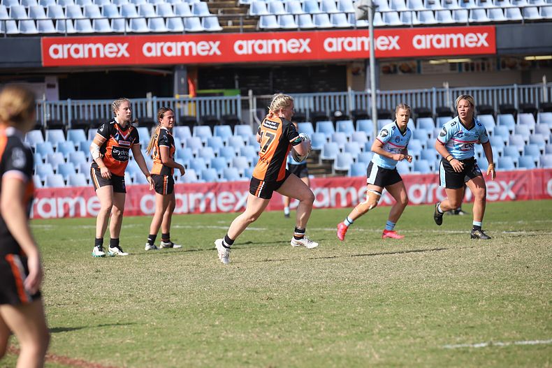 2021 HNWP Rnd 11 SHARKS v WESTSTIGERS
