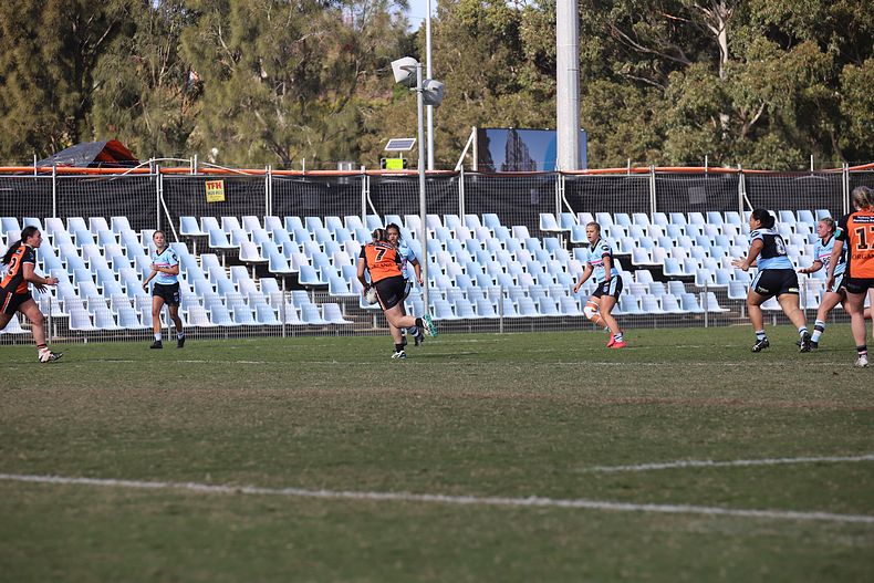 2021 HNWP Rnd 11 SHARKS v WESTSTIGERS