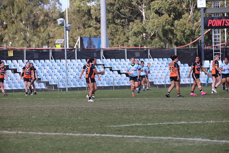 2021 HNWP Rnd 11 SHARKS v WESTSTIGERS