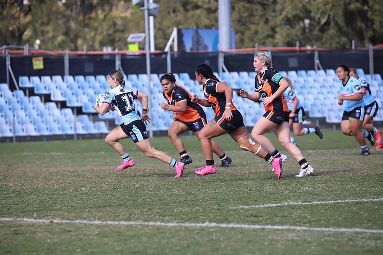 2021 HNWP Rnd 11 SHARKS v WESTSTIGERS