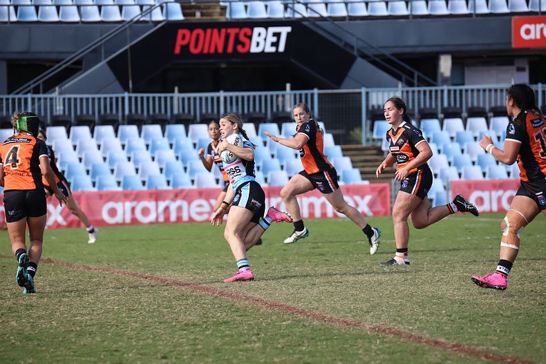 2021 HNWP Rnd 11 SHARKS v WESTSTIGERS