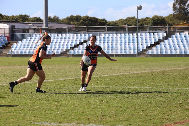 2021 HNWP Rnd 11 SHARKS v WESTSTIGERS