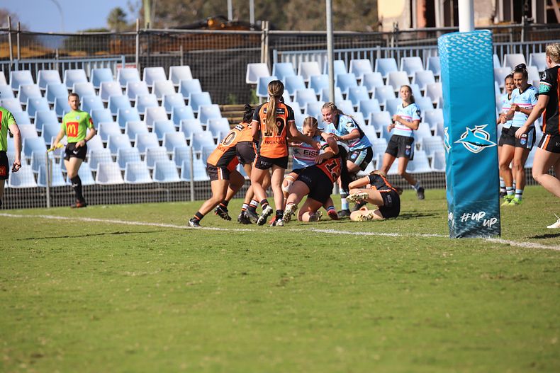 2021 HNWP Rnd 11 SHARKS v WESTSTIGERS