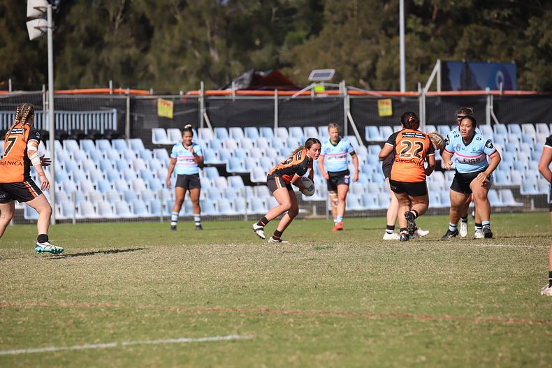 2021 HNWP Rnd 11 SHARKS v WESTSTIGERS