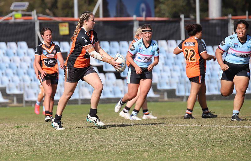 2021 HNWP Rnd 11 SHARKS v WESTSTIGERS