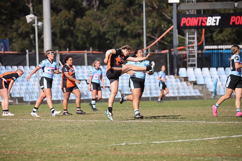 2021 HNWP Rnd 11 SHARKS v WESTSTIGERS