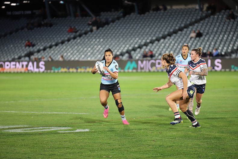 2021 HNWP Rnd 12 CC ROOSTERS v SHARKS