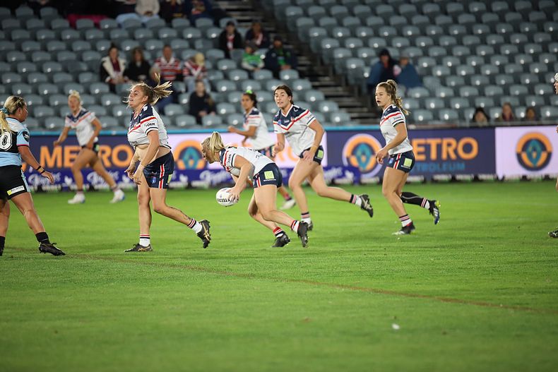 2021 HNWP Rnd 12 CC ROOSTERS v SHARKS