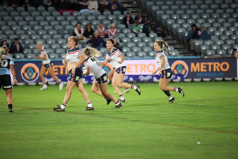 2021 HNWP Rnd 12 CC ROOSTERS v SHARKS