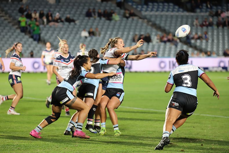 2021 HNWP Rnd 12 CC ROOSTERS v SHARKS