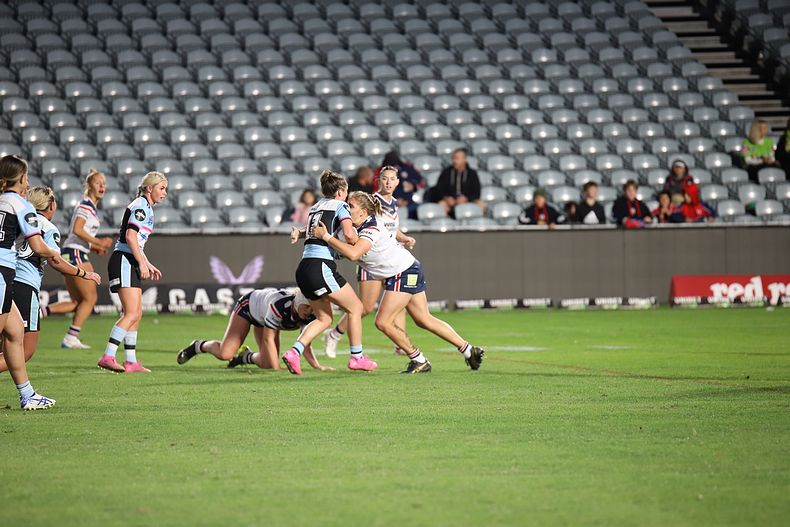 2021 HNWP Rnd 12 CC ROOSTERS v SHARKS