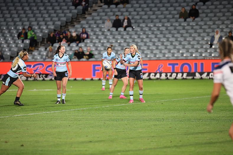 2021 HNWP Rnd 12 CC ROOSTERS v SHARKS
