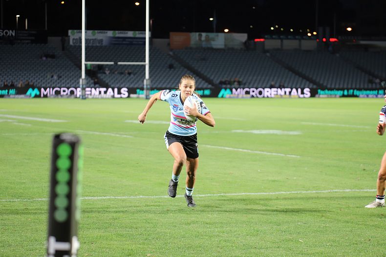 2021 HNWP Rnd 12 CC ROOSTERS v SHARKS