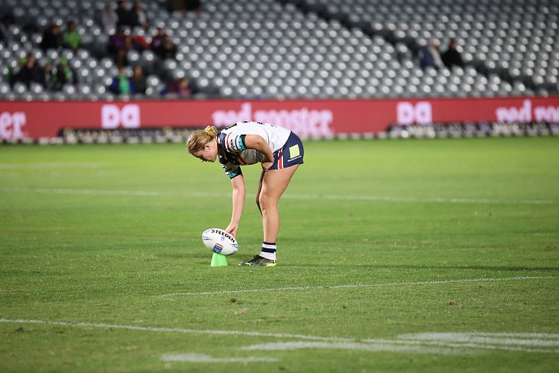 2021 HNWP Rnd 12 CC ROOSTERS v SHARKS