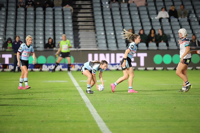 2021 HNWP Rnd 12 CC ROOSTERS v SHARKS