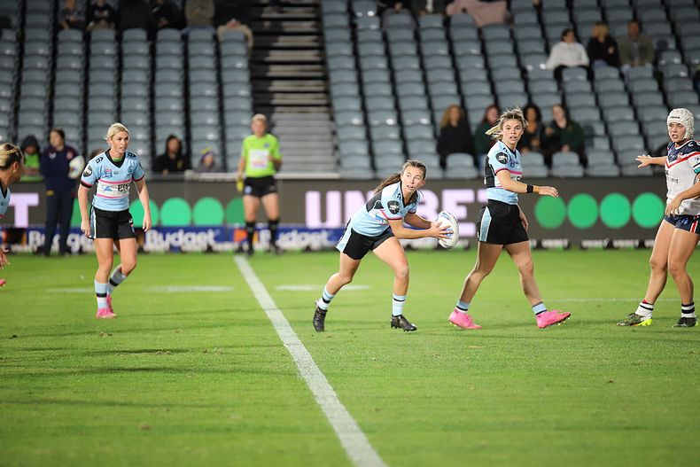 2021 HNWP Rnd 12 CC ROOSTERS v SHARKS