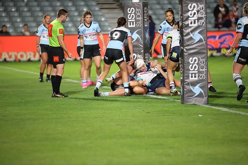 2021 HNWP Rnd 12 CC ROOSTERS v SHARKS