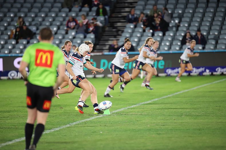 2021 HNWP Rnd 12 CC ROOSTERS v SHARKS