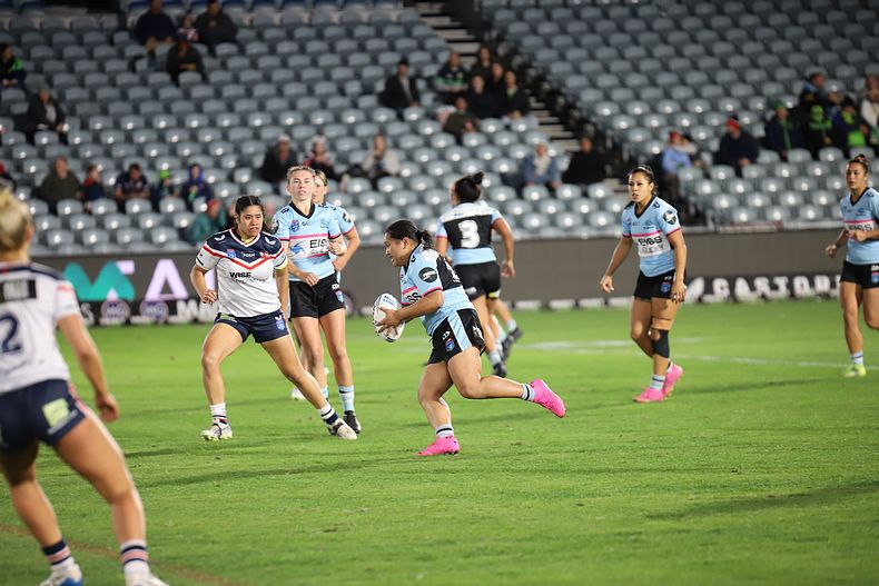 2021 HNWP Rnd 12 CC ROOSTERS v SHARKS