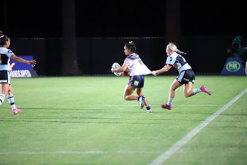 2021 HNWP Rnd 12 CC ROOSTERS v SHARKS