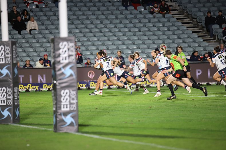 2021 HNWP Rnd 12 CC ROOSTERS v SHARKS