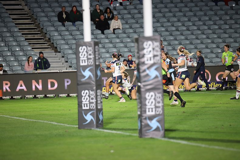 2021 HNWP Rnd 12 CC ROOSTERS v SHARKS