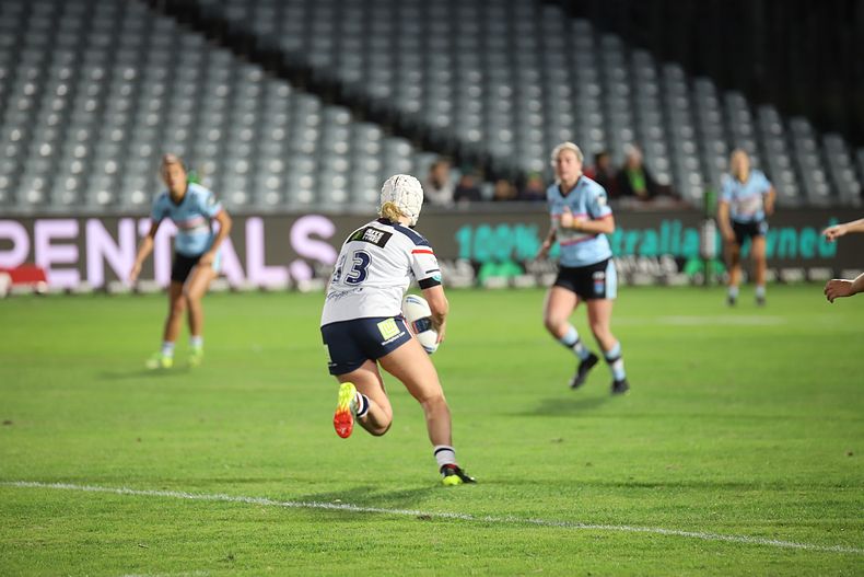 2021 HNWP Rnd 12 CC ROOSTERS v SHARKS