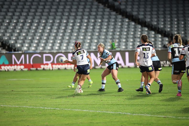 2021 HNWP Rnd 12 CC ROOSTERS v SHARKS