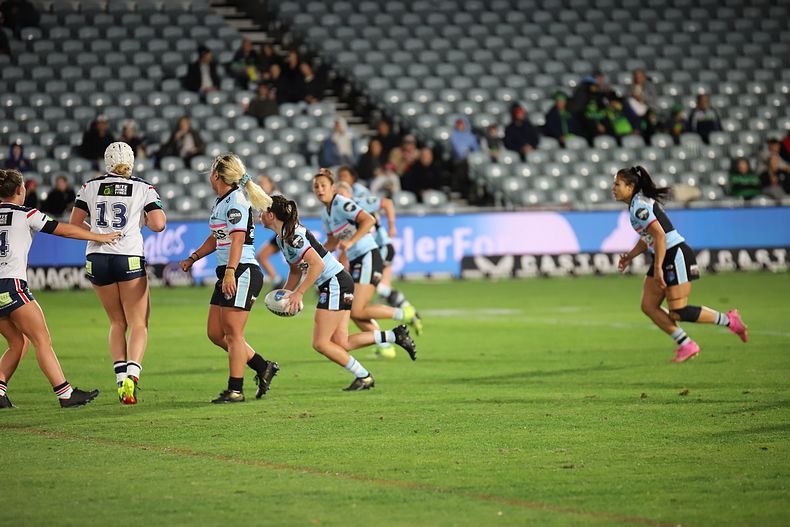 2021 HNWP Rnd 12 CC ROOSTERS v SHARKS