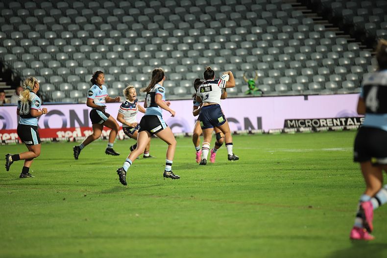 2021 HNWP Rnd 12 CC ROOSTERS v SHARKS