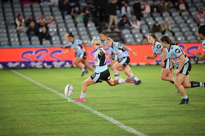2021 HNWP Rnd 12 CC ROOSTERS v SHARKS