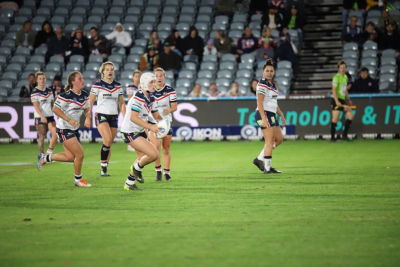 2021 HNWP Rnd 12 CC ROOSTERS v SHARKS
