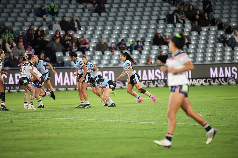 2021 HNWP Rnd 12 CC ROOSTERS v SHARKS