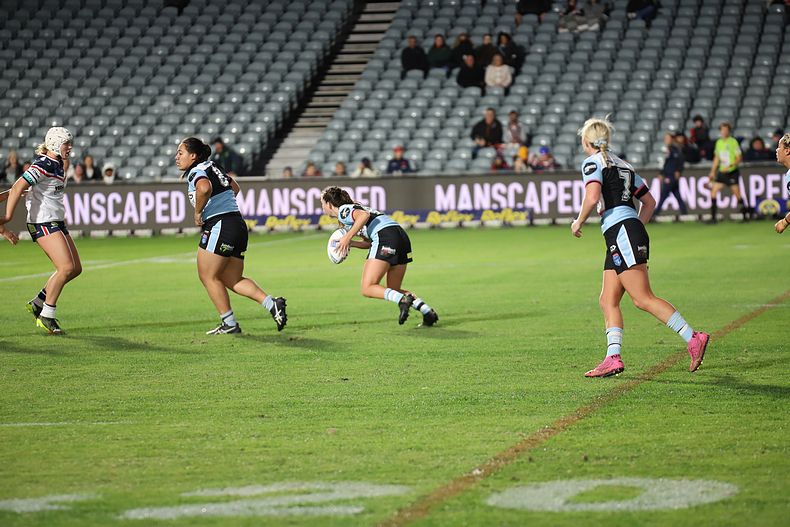 2021 HNWP Rnd 12 CC ROOSTERS v SHARKS
