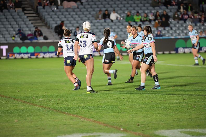 2021 HNWP Rnd 12 CC ROOSTERS v SHARKS