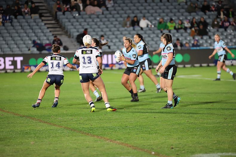 2021 HNWP Rnd 12 CC ROOSTERS v SHARKS